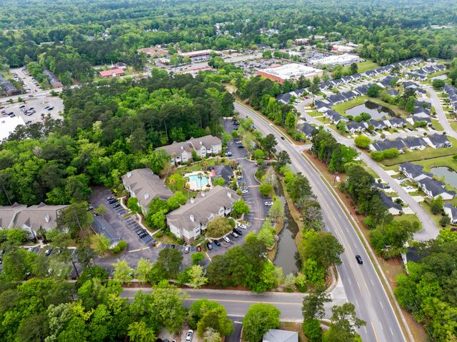 188 Midland Parkway Apt 212, Summerville, SC 29485