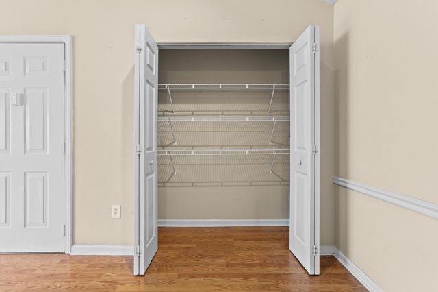 188 Midland Parkway Apt 212, Summerville, SC 29485