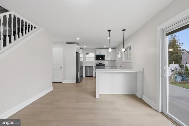 50 COLONIAL DR, Havertown, PA 19083