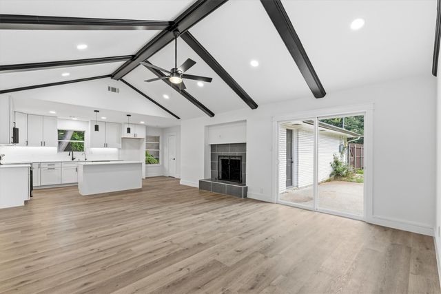 2203 Foxcroft Circle, Denton, TX 76209