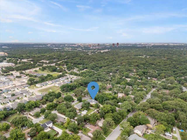 2203 Foxcroft Circle, Denton, TX 76209