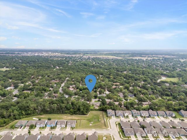 2203 Foxcroft Circle, Denton, TX 76209