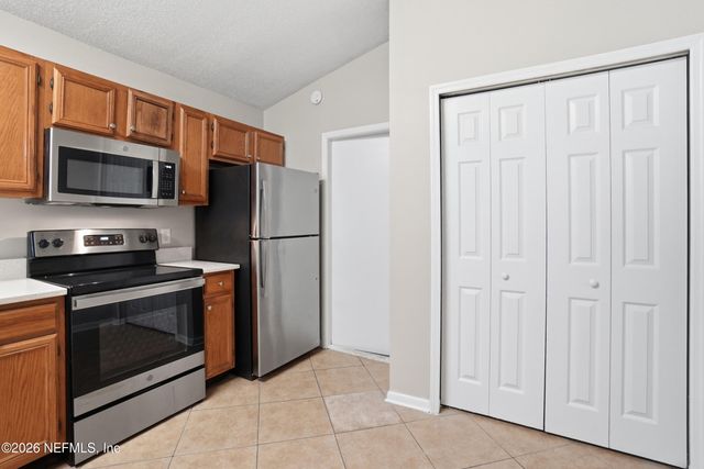 8761 PINEVALLEY Lane, Jacksonville, FL 32244