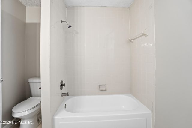 8761 PINEVALLEY Lane, Jacksonville, FL 32244