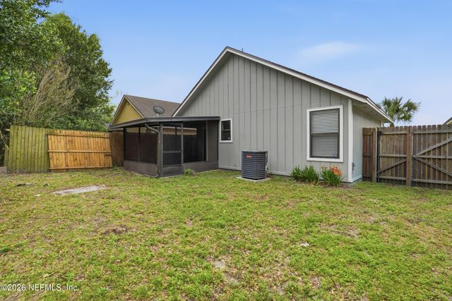 8761 PINEVALLEY Lane, Jacksonville, FL 32244