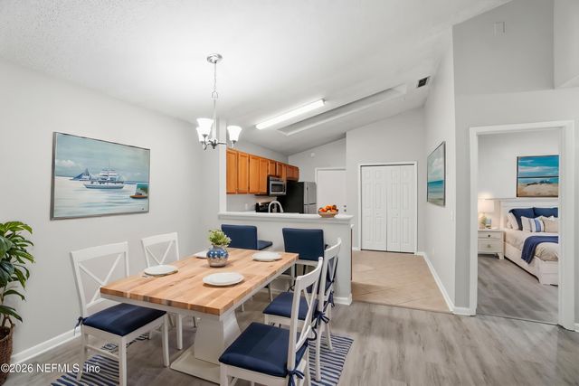 8761 PINEVALLEY Lane, Jacksonville, FL 32244