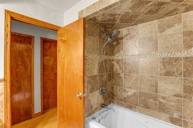 17106 Ingleside Avenue, South Holland, IL 60473
