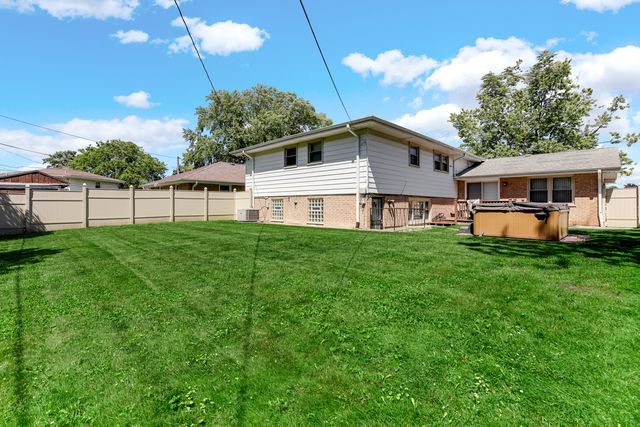 17106 Ingleside Avenue, South Holland, IL 60473