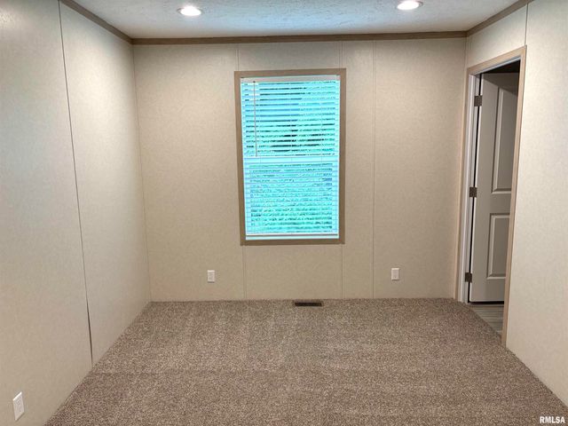 1515 N Lincoln Ave Lot 68, Springfield, IL 62702