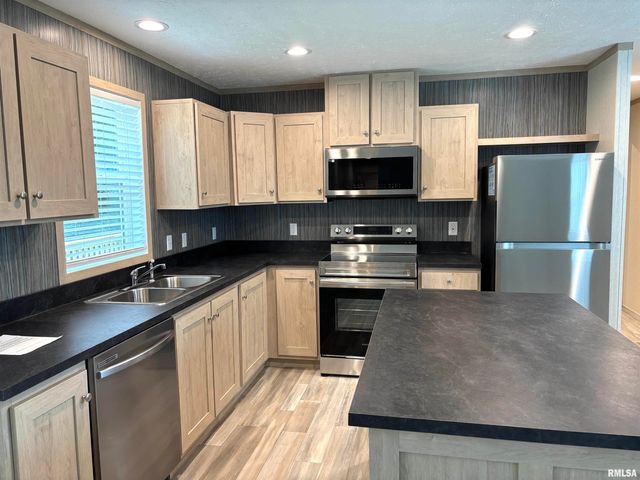 1515 N Lincoln Ave Lot 68, Springfield, IL 62702