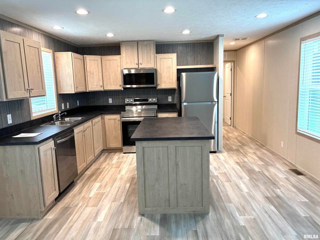 1515 N Lincoln Ave Lot 68, Springfield, IL 62702