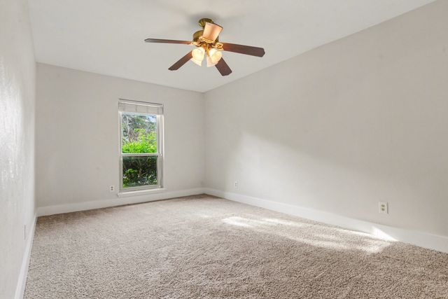 5926 Rosehill Road, Garland, TX 75043