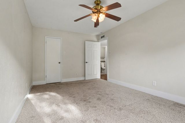 5926 Rosehill Road, Garland, TX 75043