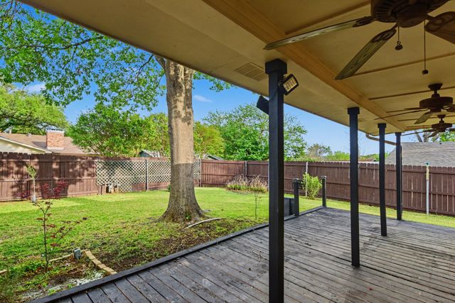 5926 Rosehill Road, Garland, TX 75043