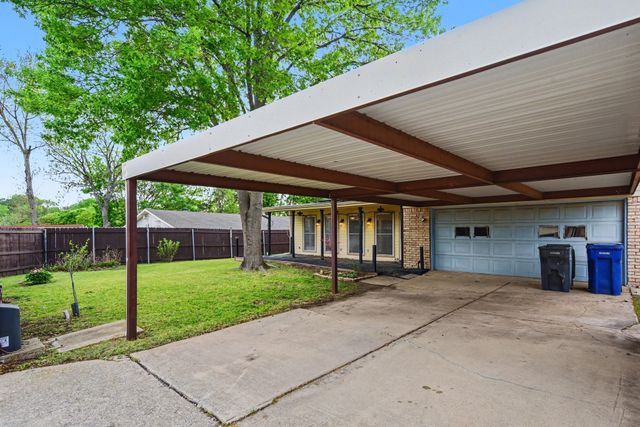 5926 Rosehill Road, Garland, TX 75043