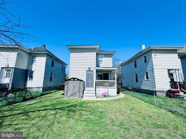 110 E MADISON ST, Paulsboro, NJ 08066