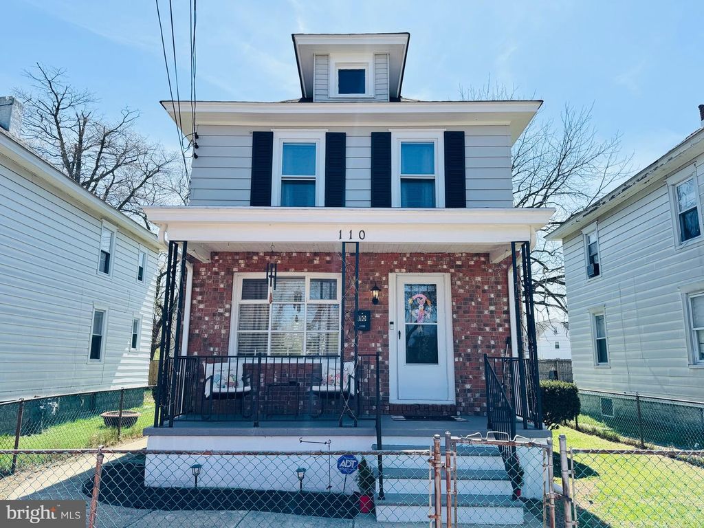 110 E MADISON ST, Paulsboro, NJ 08066
