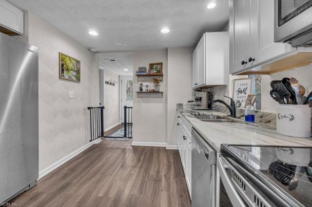 1624 Battlefield BLVD S, Chesapeake, VA 23322