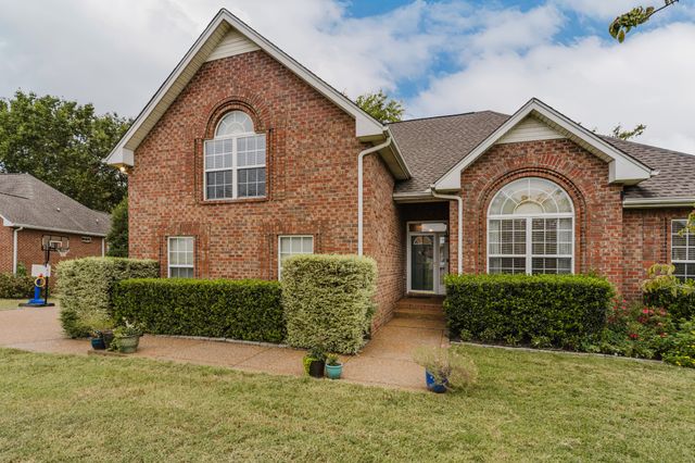 116 Strathmore Way, Hendersonville, TN 37075