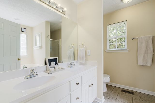 116 Strathmore Way, Hendersonville, TN 37075