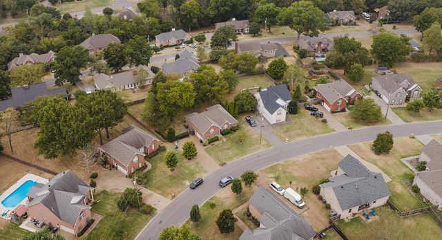 116 Strathmore Way, Hendersonville, TN 37075