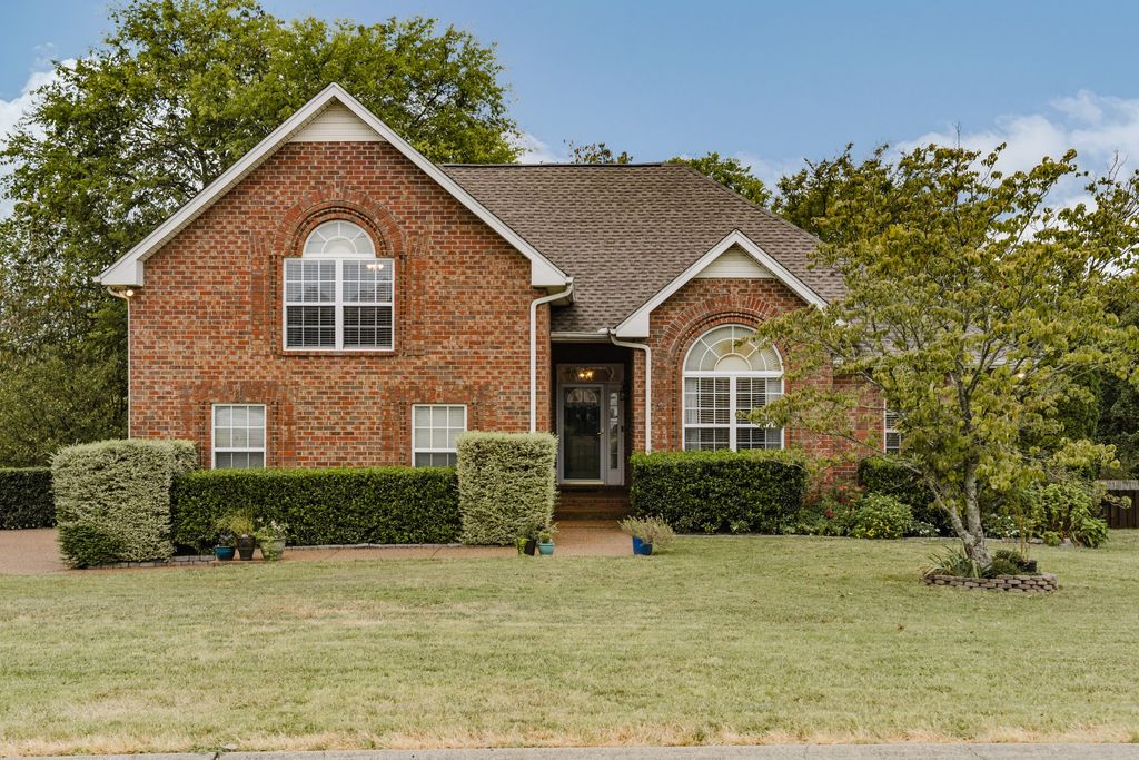 116 Strathmore Way, Hendersonville, TN 37075