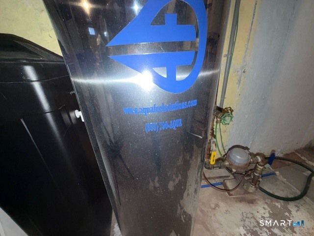 36 Rolfe Street, Hamden, CT 06517