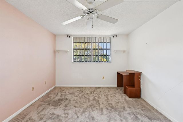 1101 Colony Point Circle 404, Pembroke Pines, FL 33026