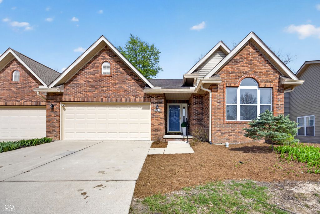 1209 S Hearthstone Court, Bloomington, IN 47401