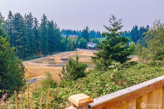 19529 100th Street E, Bonney Lake, WA 98391