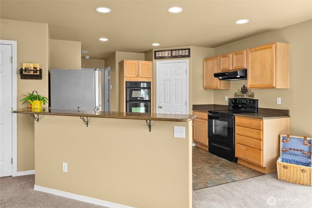 19529 100th Street E, Bonney Lake, WA 98391