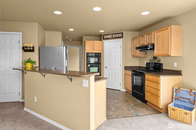19529 100th Street E, Bonney Lake, WA 98391