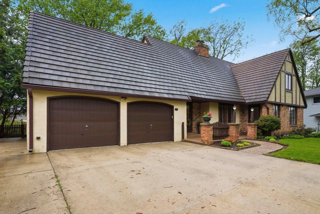 314 Lillian Lane, Waterloo, IA 50701