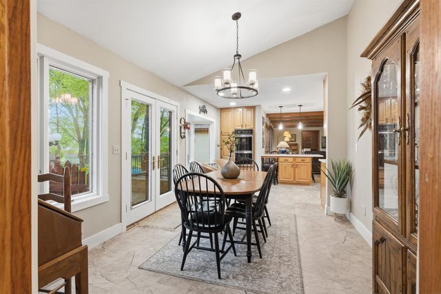 314 Lillian Lane, Waterloo, IA 50701