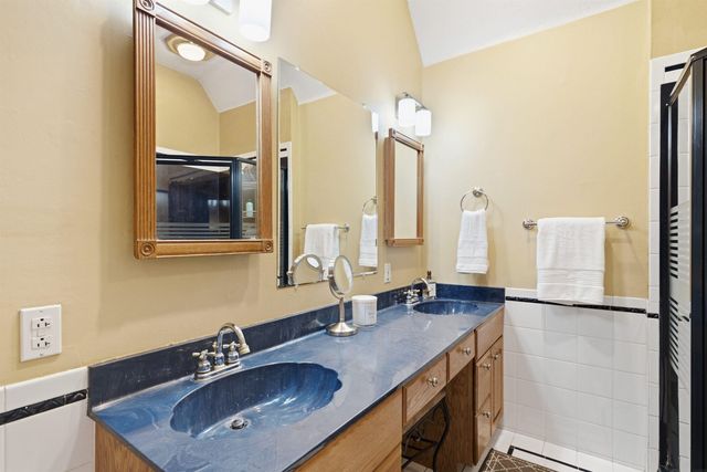 314 Lillian Lane, Waterloo, IA 50701