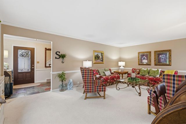 314 Lillian Lane, Waterloo, IA 50701