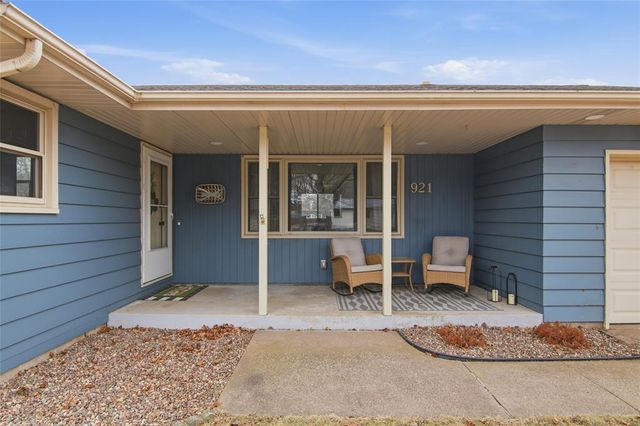 921 W Spruce Street, Chippewa Falls, WI 54729