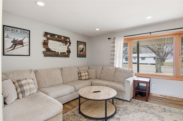 921 W Spruce Street, Chippewa Falls, WI 54729