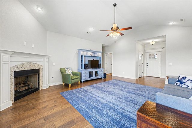 911 Hancock Street, Prairie Grove, AR 72753