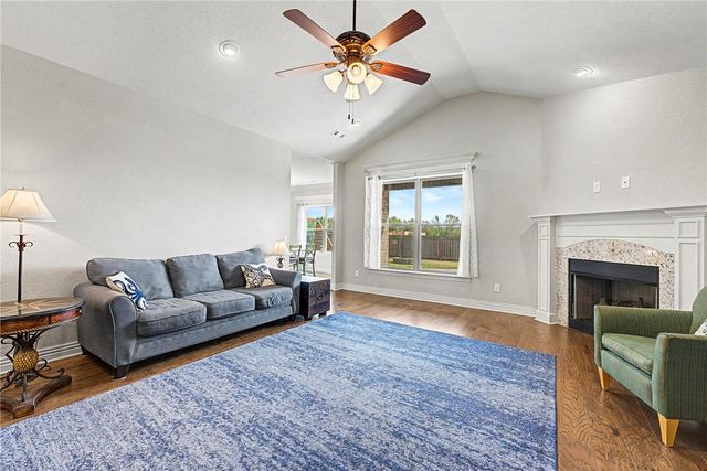 911 Hancock Street, Prairie Grove, AR 72753