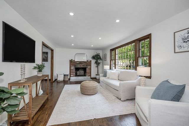 24 Saint Marys Road, Tewksbury, MA 01876