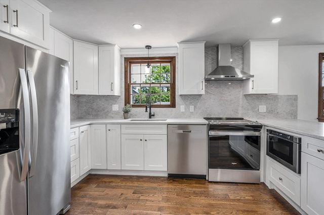 24 Saint Marys Road, Tewksbury, MA 01876