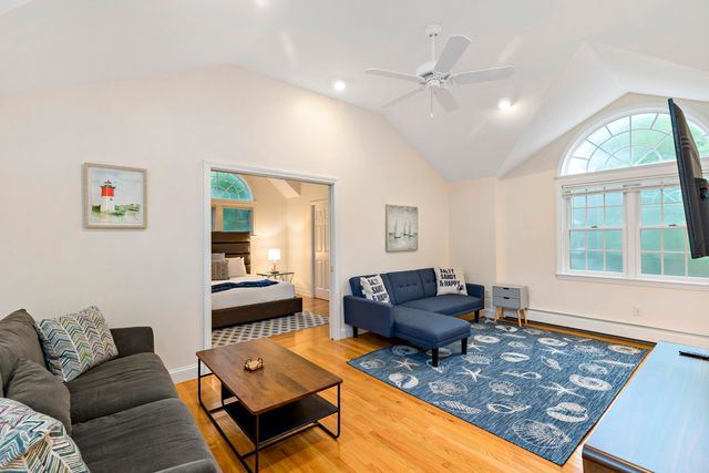 414 Eel River Road, Osterville, MA 02655