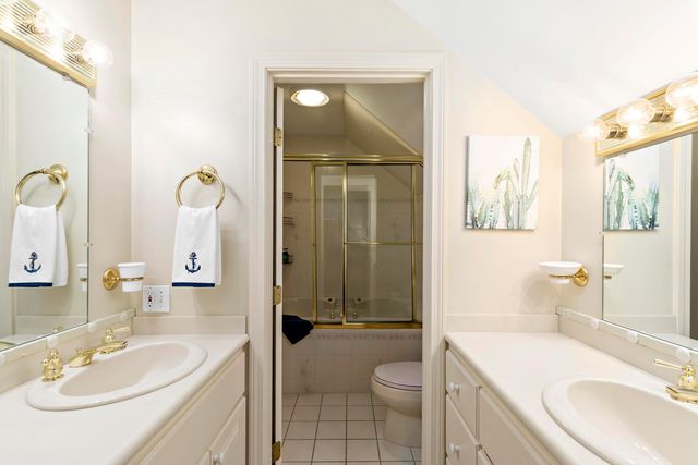 414 Eel River Road, Osterville, MA 02655