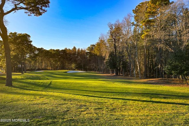 91 Lauren Lane, Brick, NJ 08723