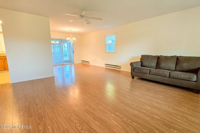 91 Lauren Lane, Brick, NJ 08723