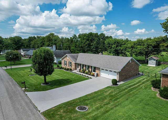 319 Clearbrook Drive, Danville, KY 40422