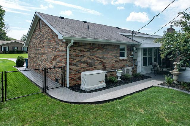 319 Clearbrook Drive, Danville, KY 40422