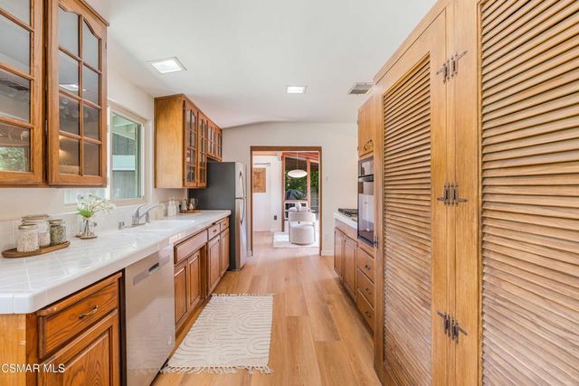 6749 Zumirez Drive, Malibu, CA 90265