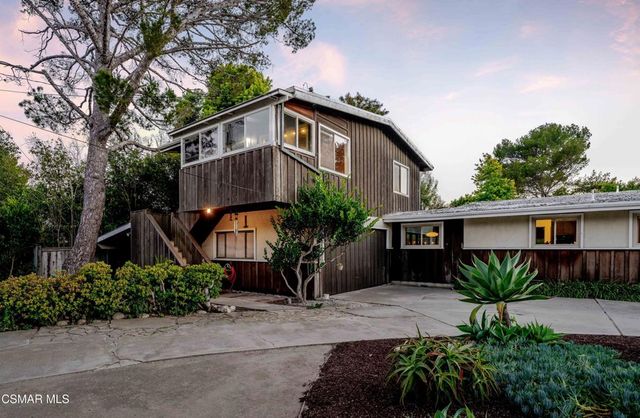 6749 Zumirez Drive, Malibu, CA 90265